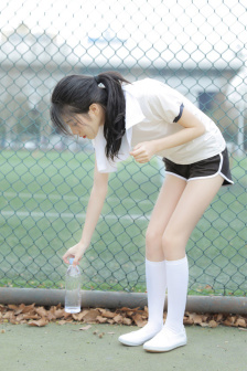 波多野吉衣电梯